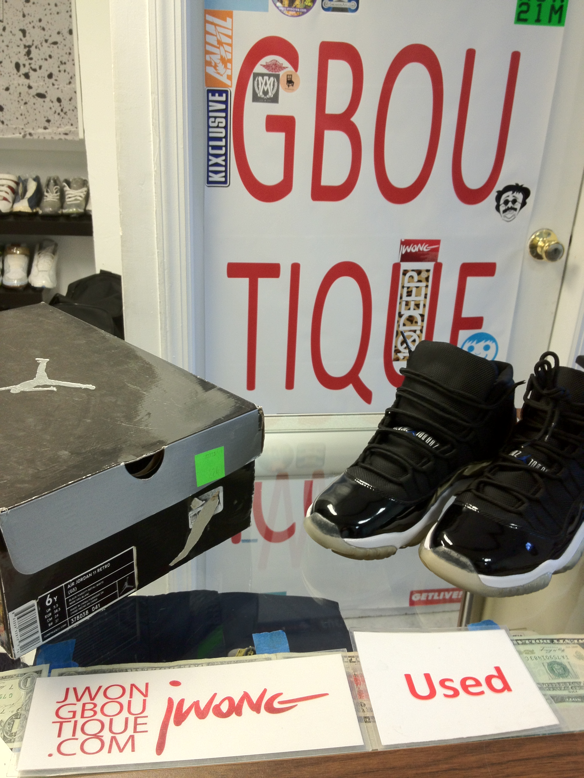 nike store space jam