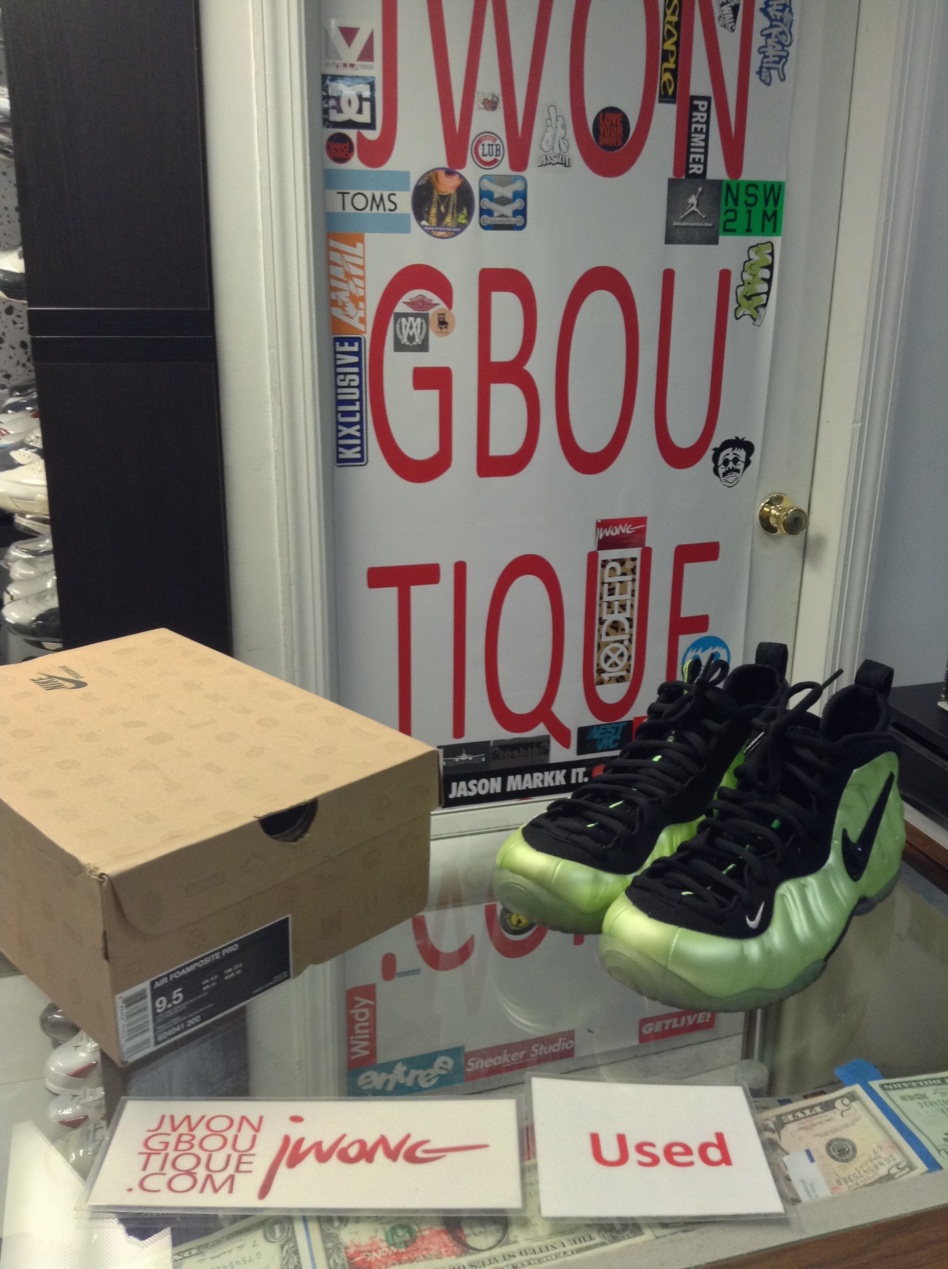 stores that sell foamposites