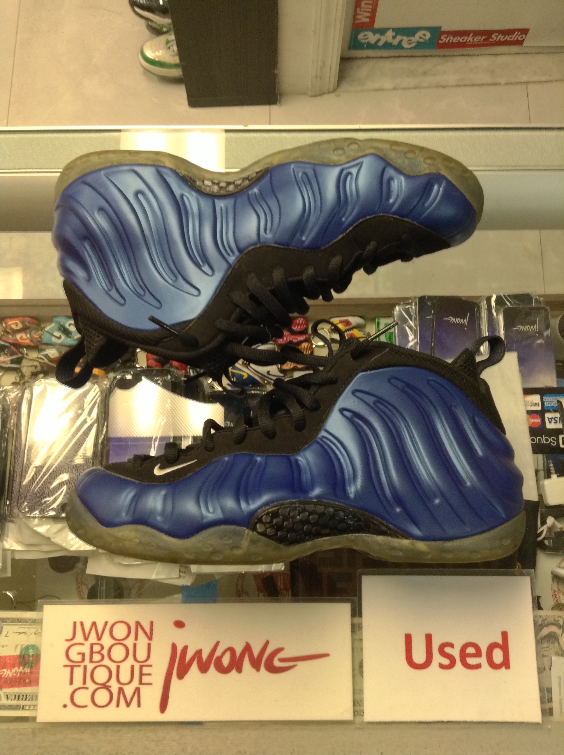 foamposite one royal