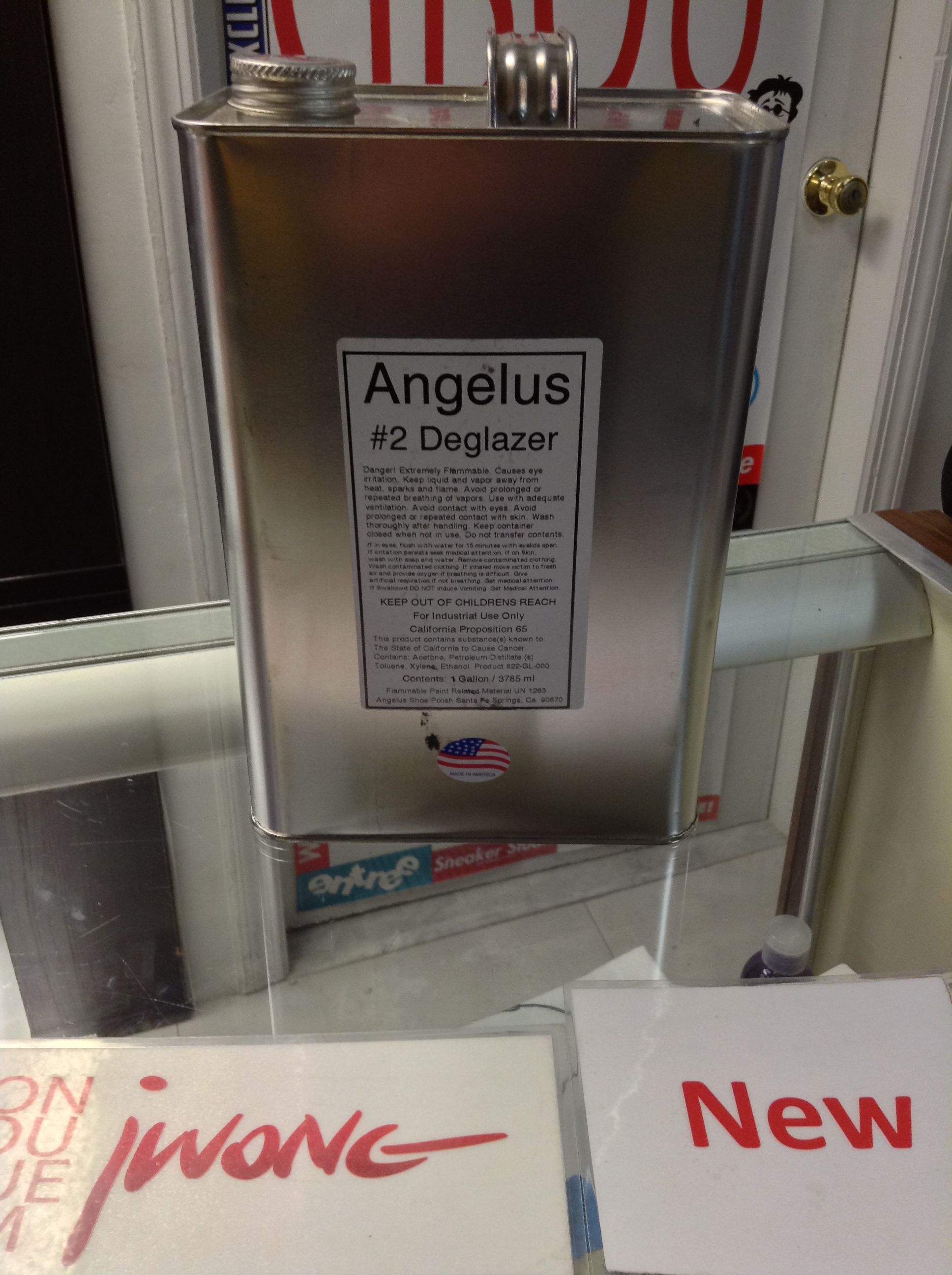 how to use angelus leather preparer and deglazer