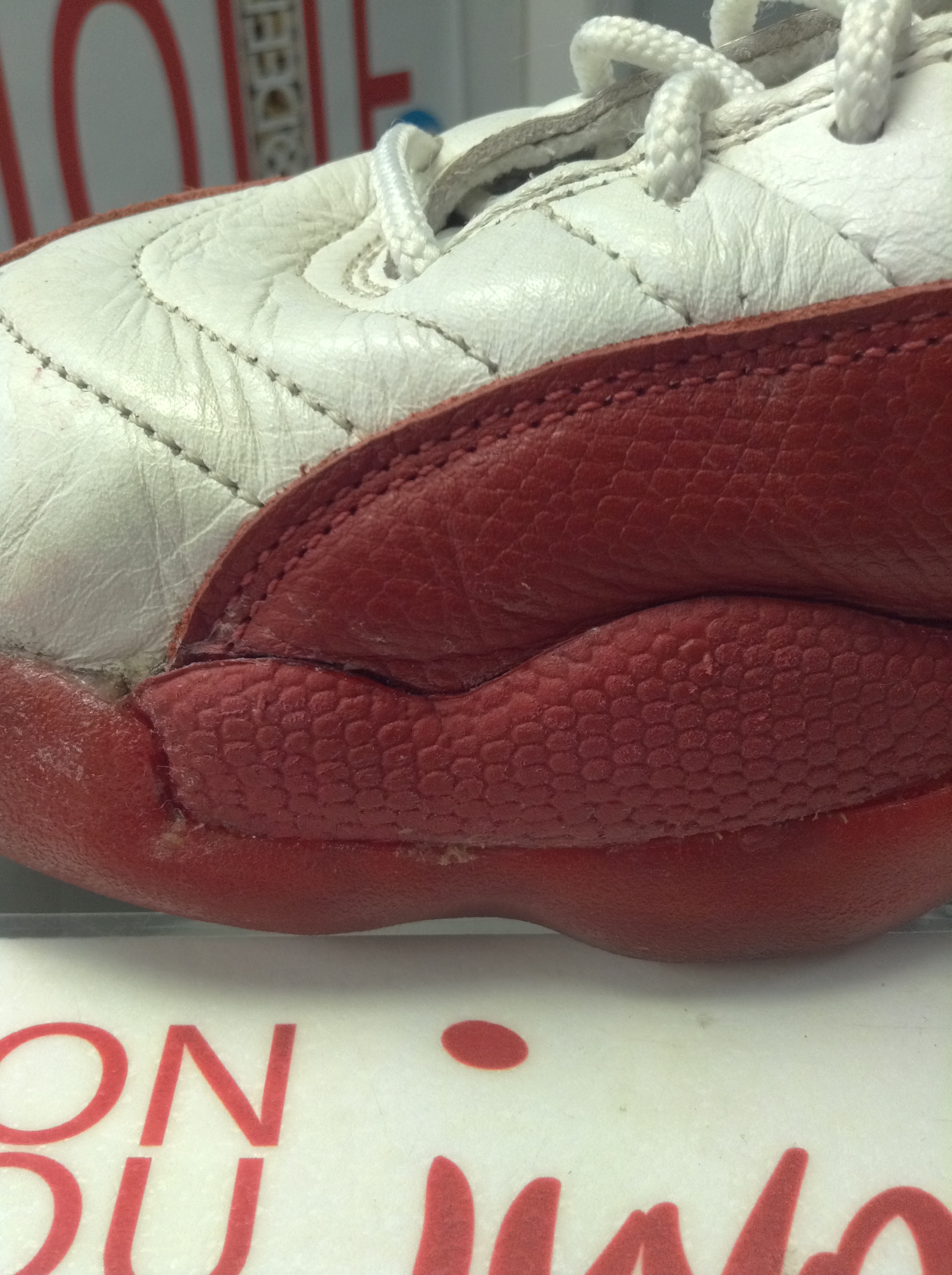 1996 nike air jordans