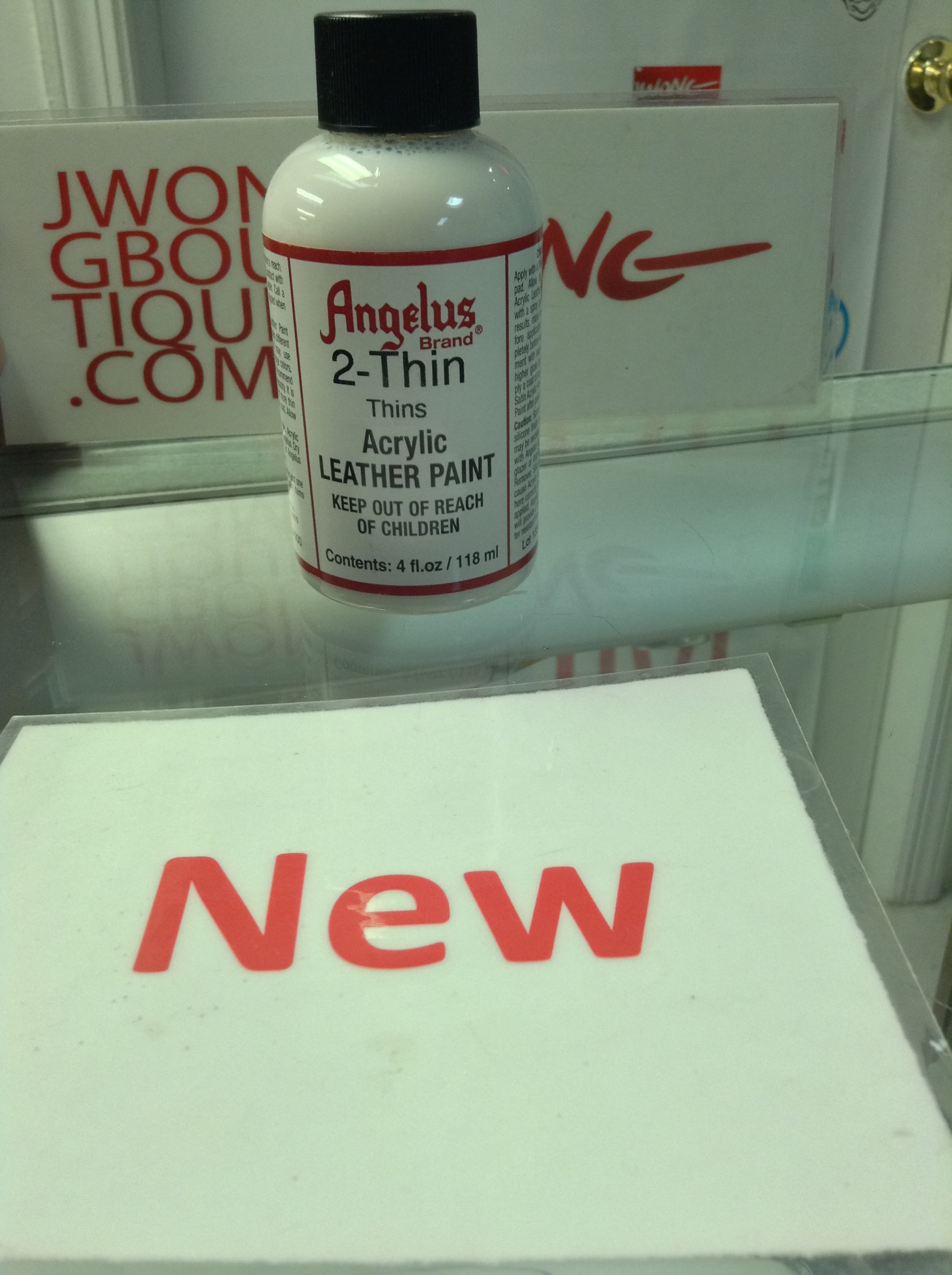 how to thin angelus paint