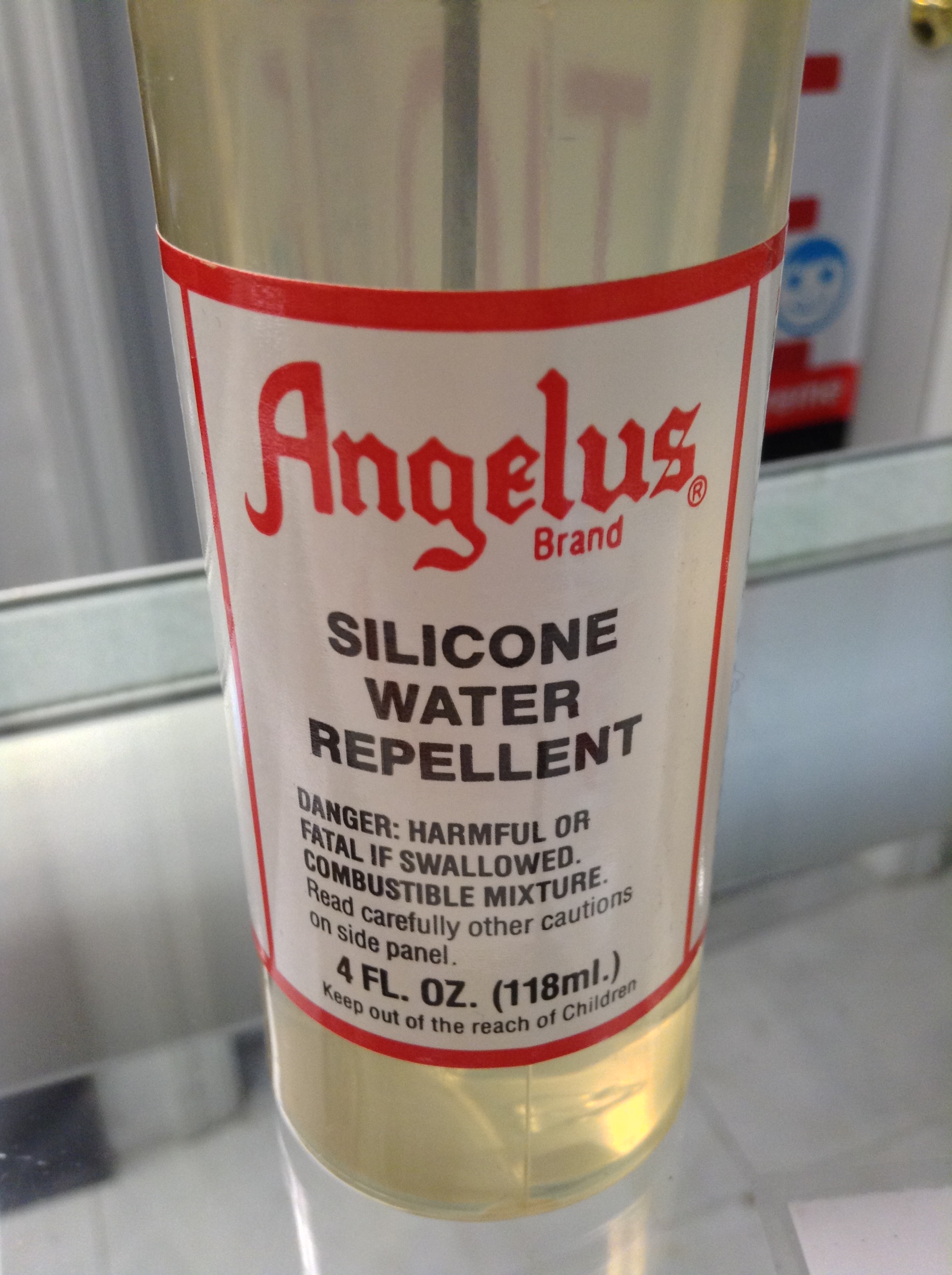Angelus Silicone Water Repellent 4 FL OZ Jwong Boutique