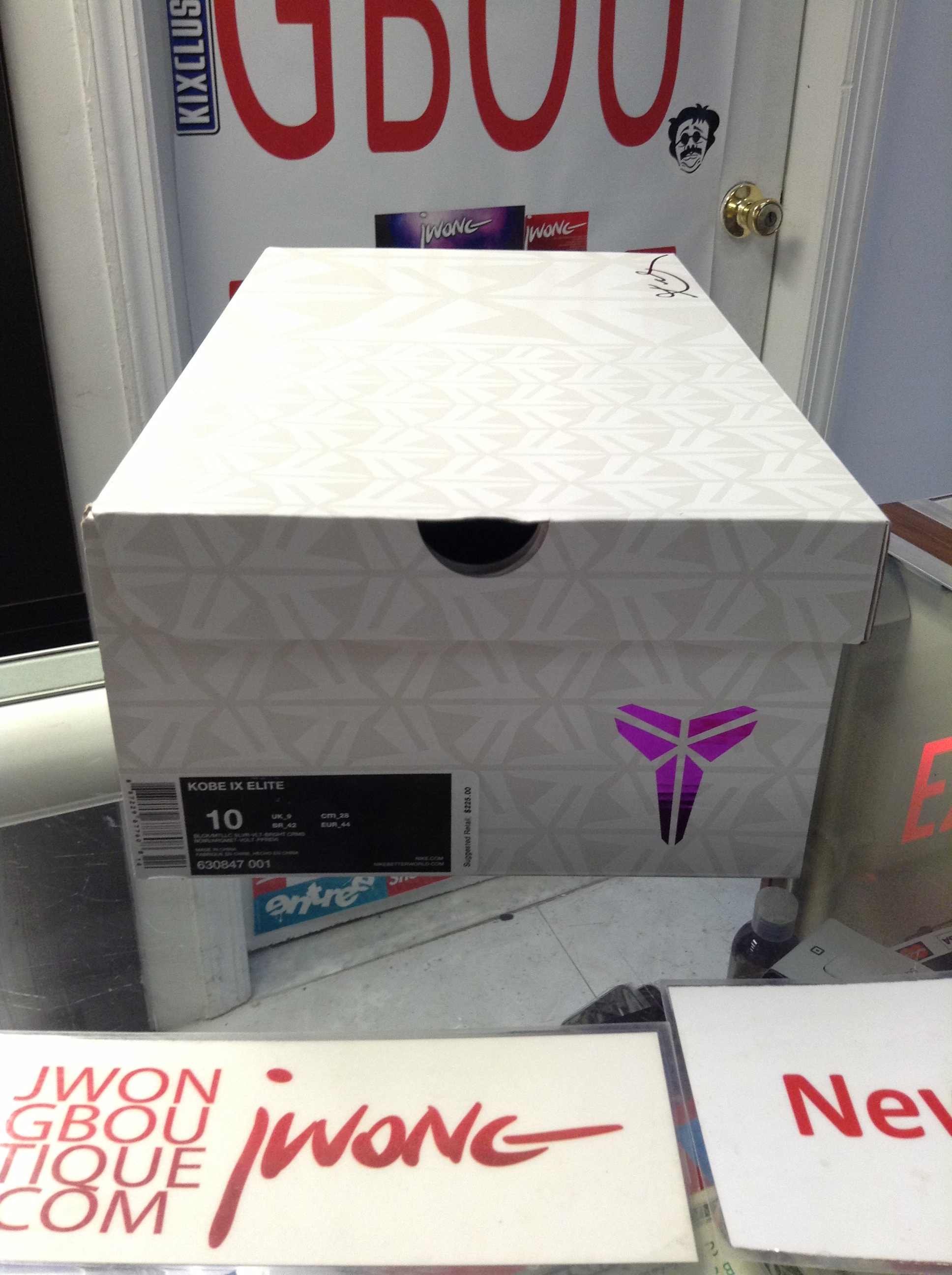 kobe 9 elite masterpiece