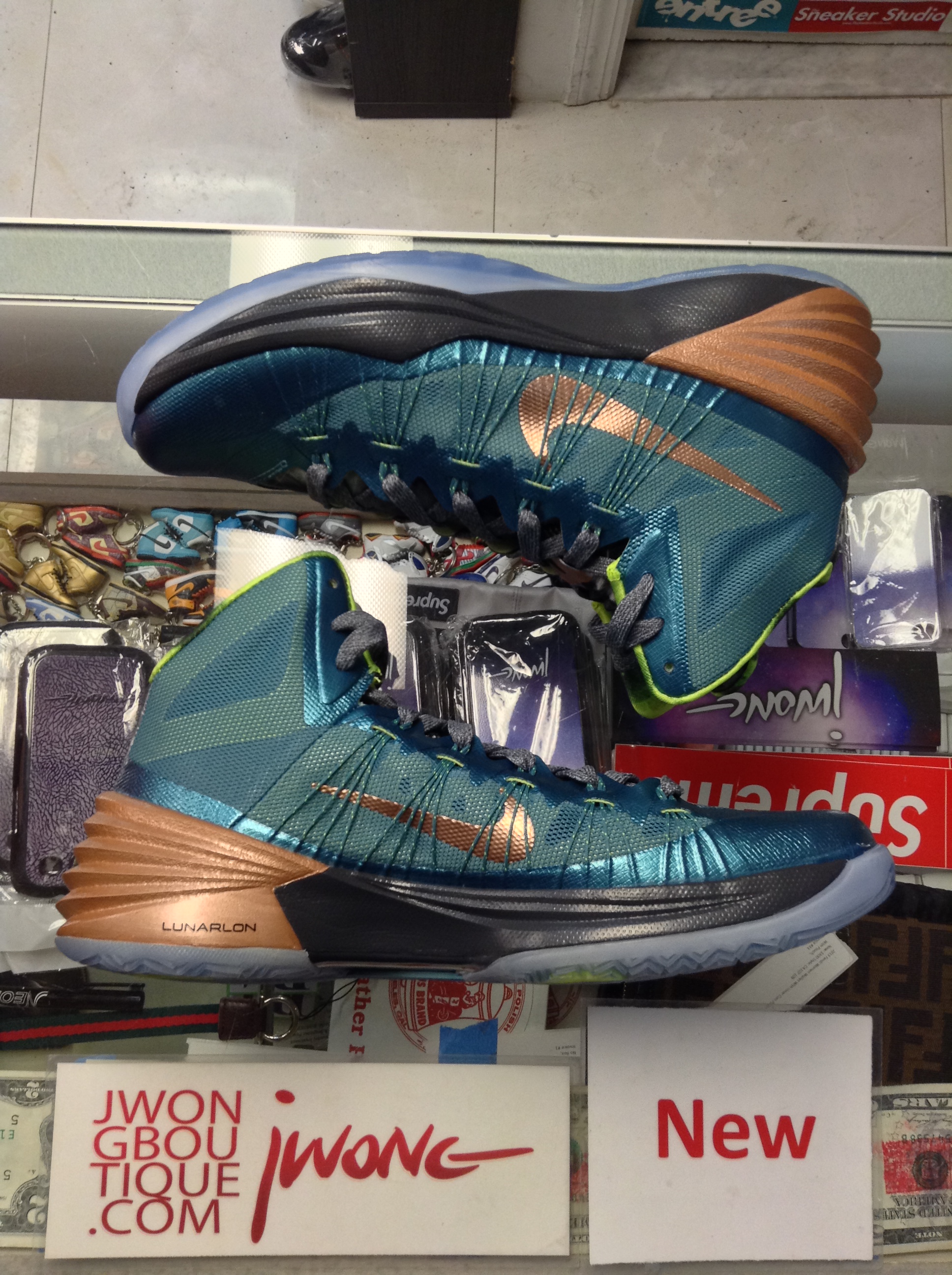 hyperdunk 2013 kyrie irving