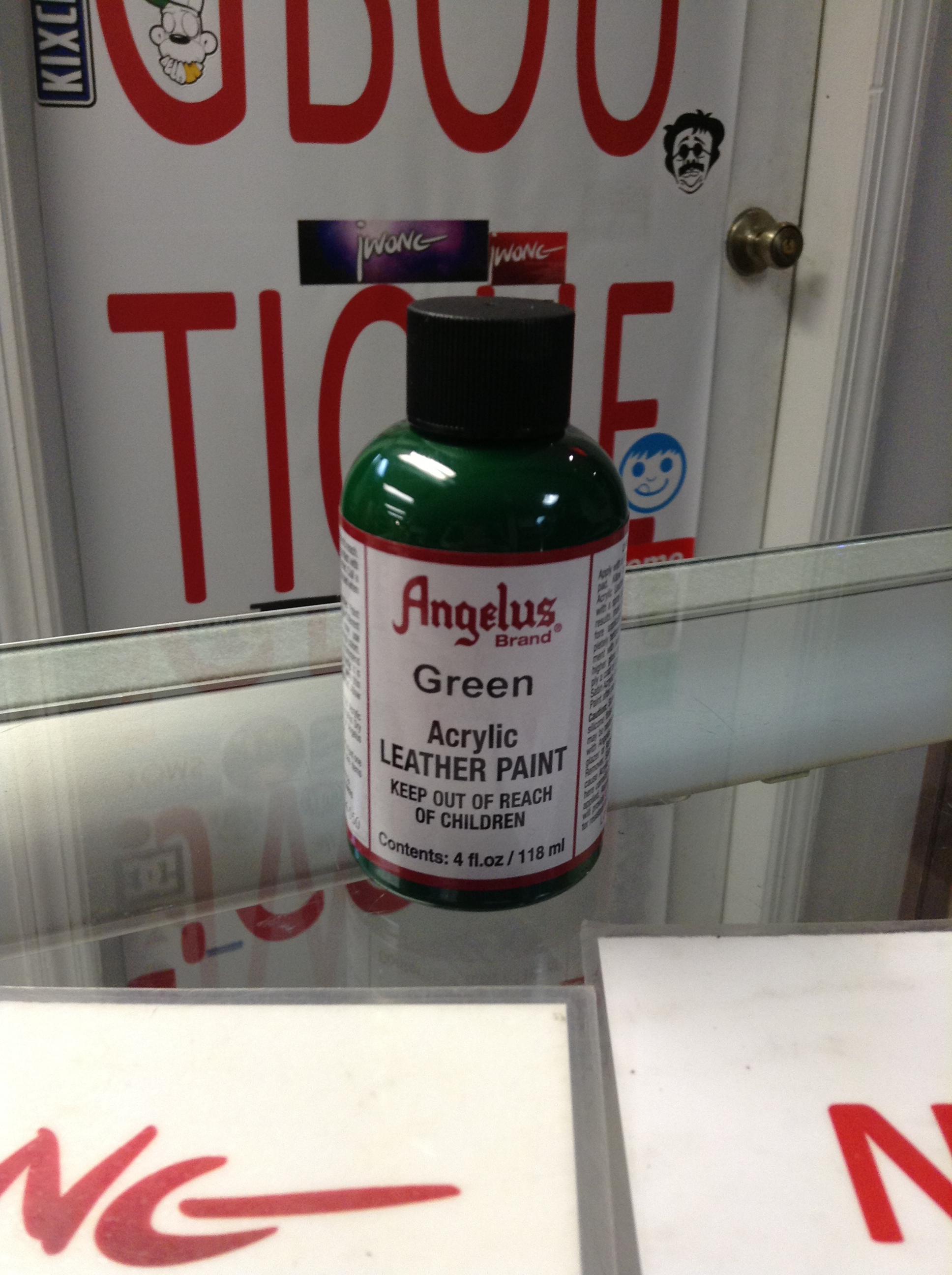angelus green leather dye