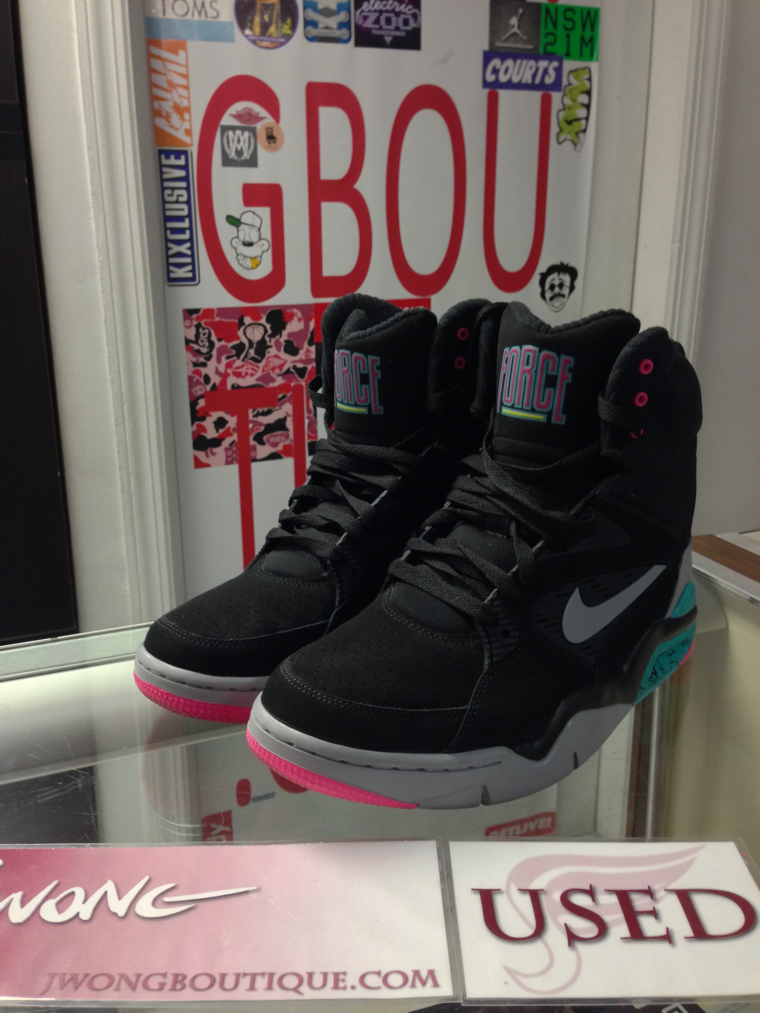 nike command force spurs