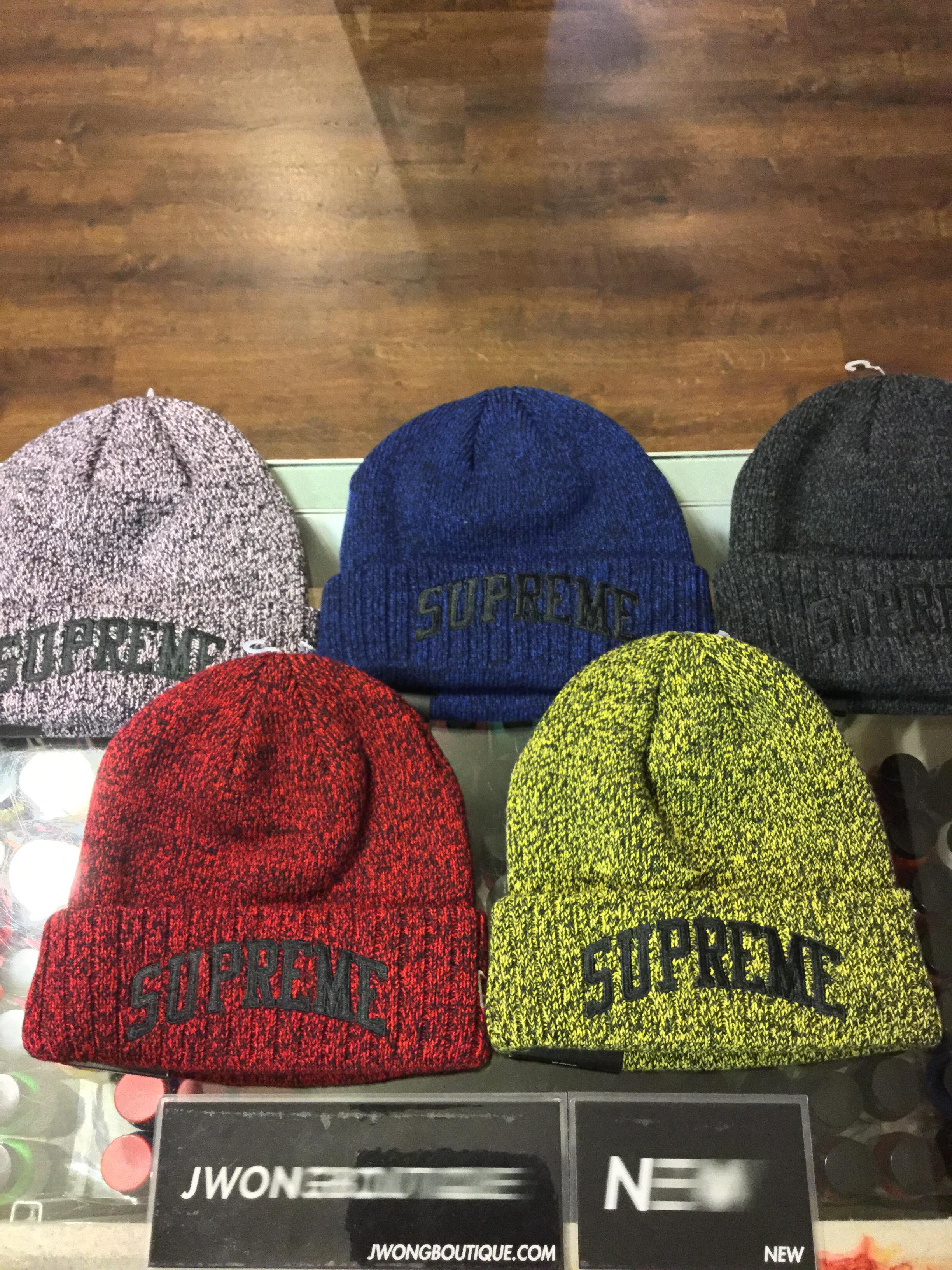 Supreme New Era Metallic Arc Beanie - 帽子