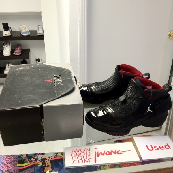 2004 Nike Air Jordan XIX Black/Red