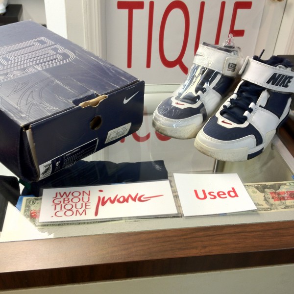 2004 Nike Lebron II Zoom Midnight Navy