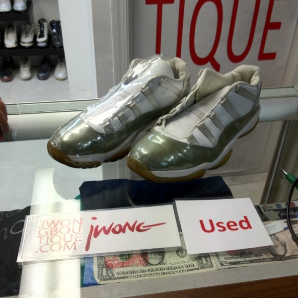 2001 Nike Air Jordan XI Metallic