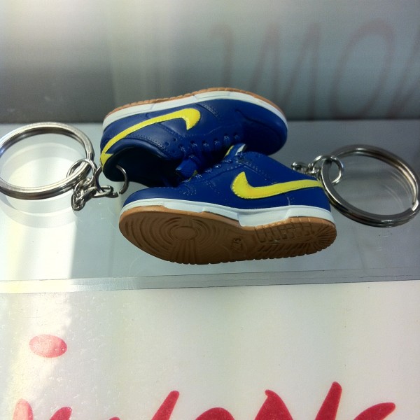 2005 Nike Dunk SB Low Boca Juniors Keychain