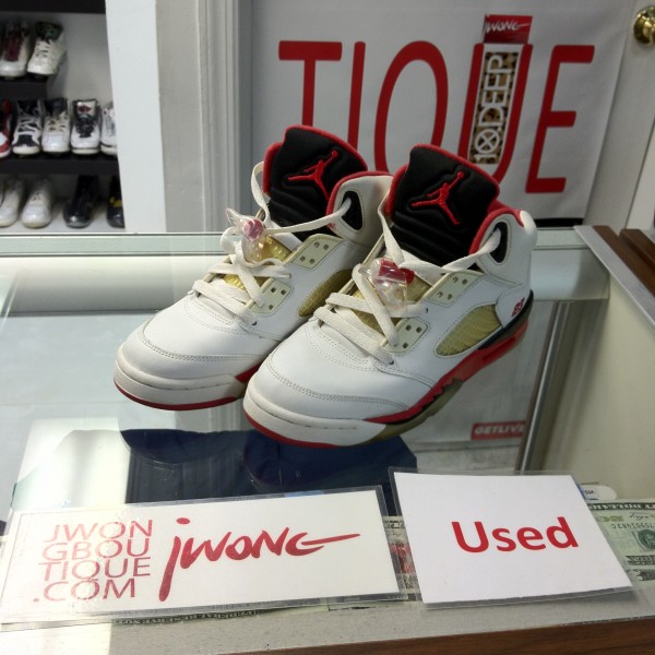 2006 Nike Air Jordan V Fire Red