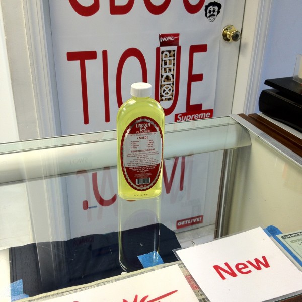 Lincoln E-Z Cleaner for Suede, Leather, Buck, Linen, ETC. 8 FL OZ