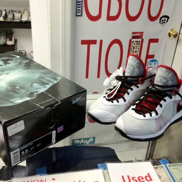 2010 Nike Lebron 8 V/2 White Sport Red