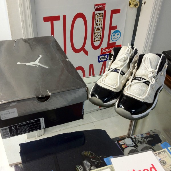 2011 Nike Air Jordan XI Concord 
