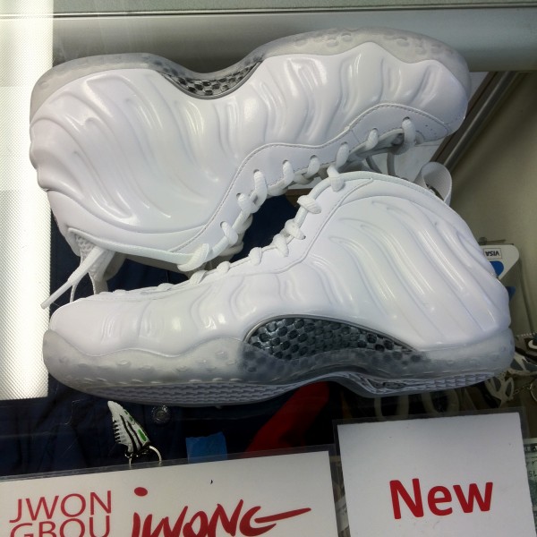 2013 Nike Air Foamposite One White Out Youth