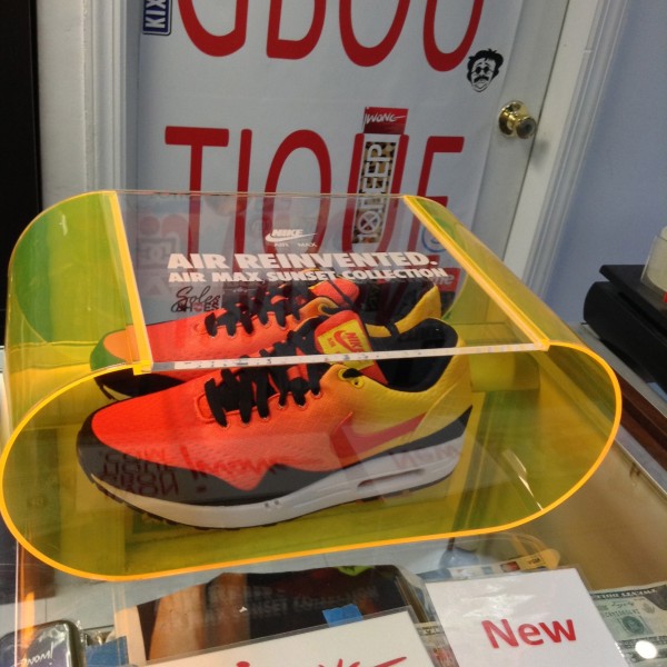 2013 Nike Air Max 1 Sunset Collection Hunt 