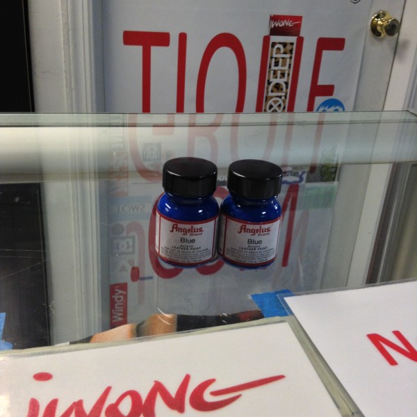 Angelus Blue Acrylic Leather Paint 1 FL OZ