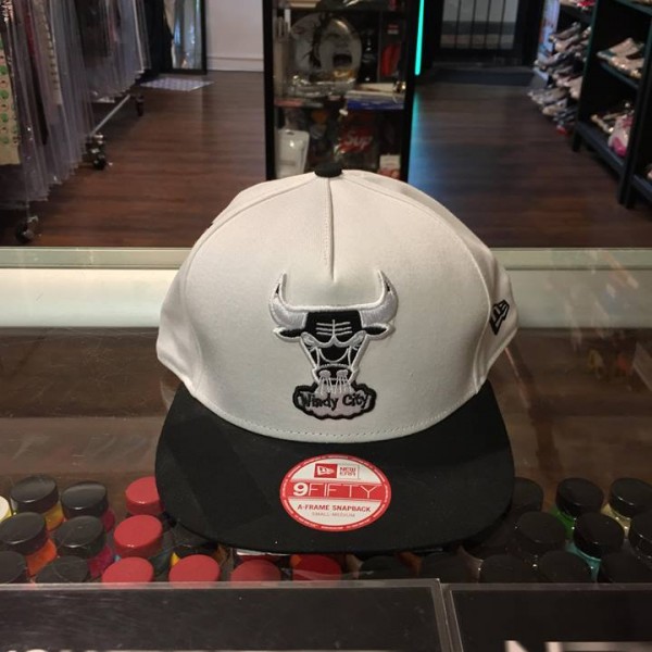 Cap 2011 New Era Chicago Bulls Windy City White