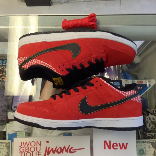 2013 Nike Dunk Low Premium SB Firecracker Red 