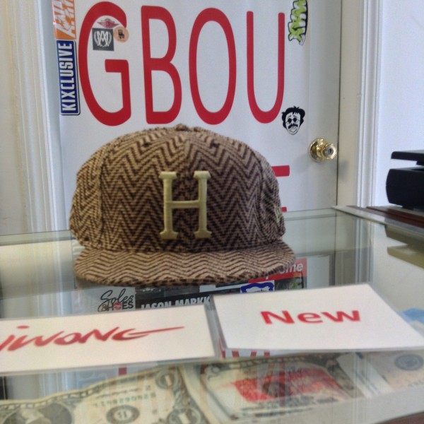 Fitted 2008 Huf Plaid Brown Tan sz 7 5/8