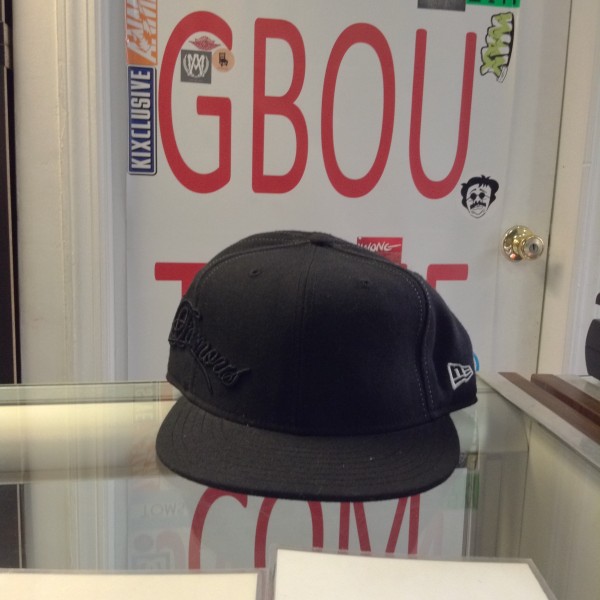 Fitted 2008 Sup World Famous Black sz 7 1/2