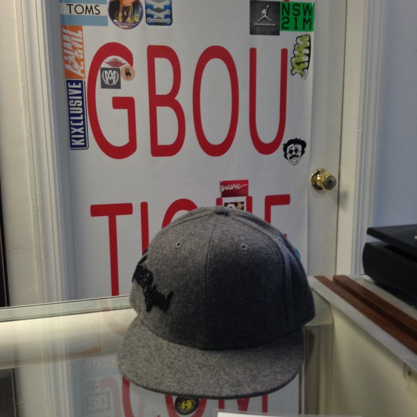 Fitted 2008 Sup World Famous Grey sz 7 3/8