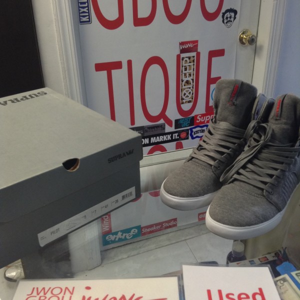 2009 Supra Pilot Grey Fleece