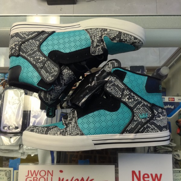 2008 Supra Vaider High Teal Snake