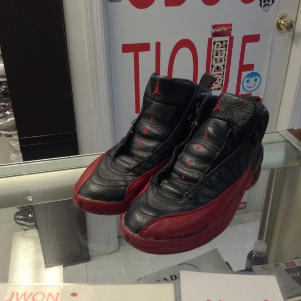 2003 Nike Air Jordan XII Bred