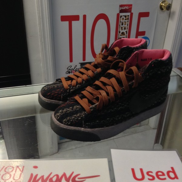 2007 Nike Women Blazer Mid Dark Army