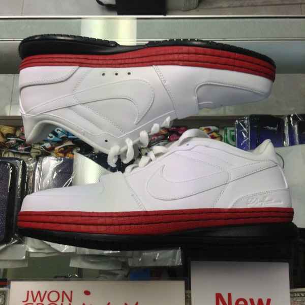 2009 Nike Lebron VI Low Varsity