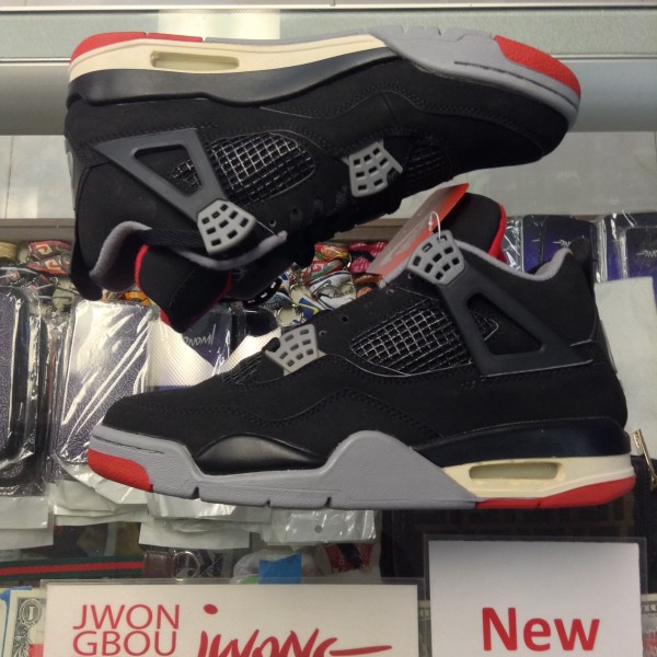 1999 Nike Air Jordan IV Bred