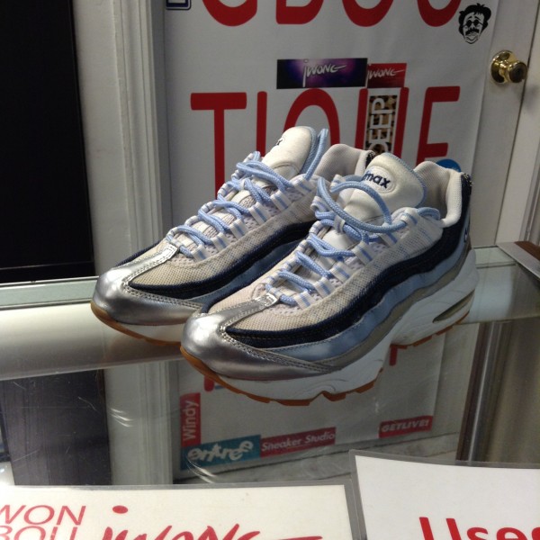 2006 Nike Air Max 95 Punch Bone