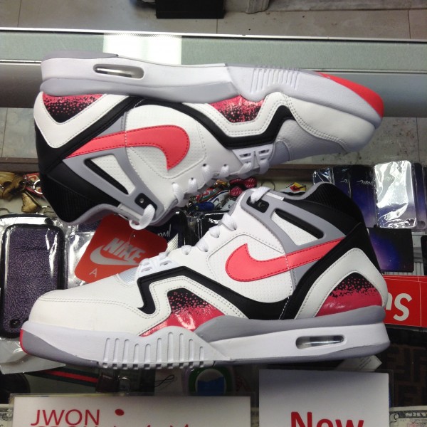2014 Nike Air Tech Challenge II QS Hot Lava