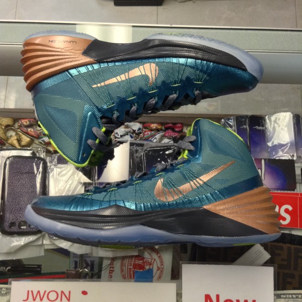 2013 Nike Hyperdunk Kyrie Irving