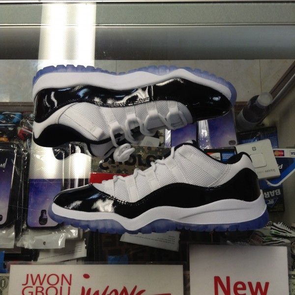 2014 Nike Air Jordan XI Concord Low Kid