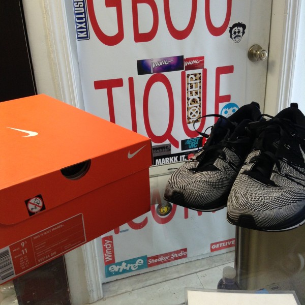 2012 Nike Flyknit Trainer Black White