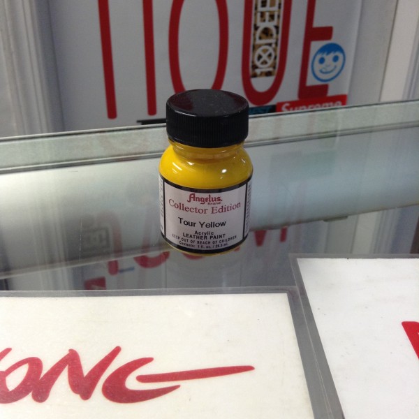 Angelus Collectors Edition Tour Yellow Acrylic Leather Paint 1 FL OZ