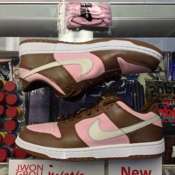 2005 Nike Dunk Low Pro SB Stussy 