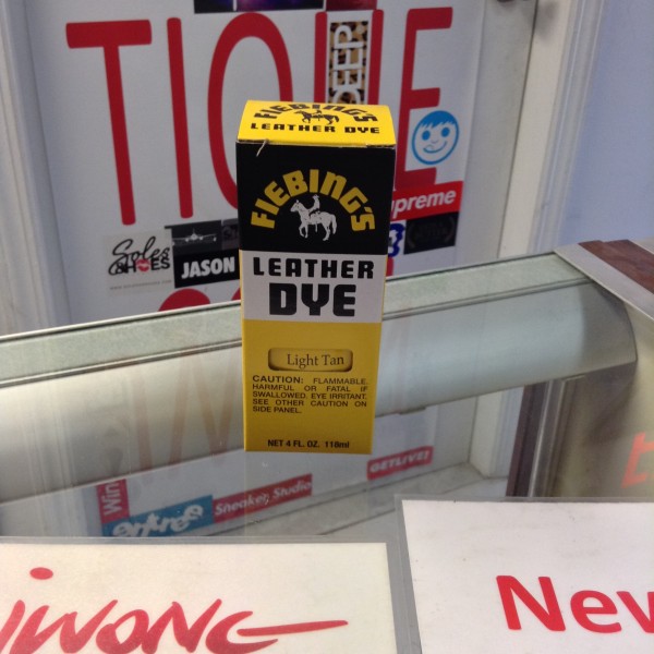 Fiebing's Leather Dye Light Tan 4 FL OZ