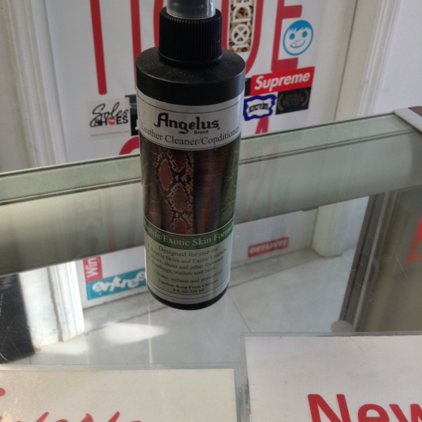 Angelus Leather Cleaner Conditioner 8 FL OZ