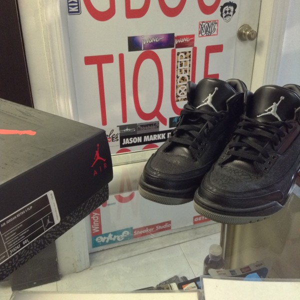 2011 Nike Air Jordan III Black Flip