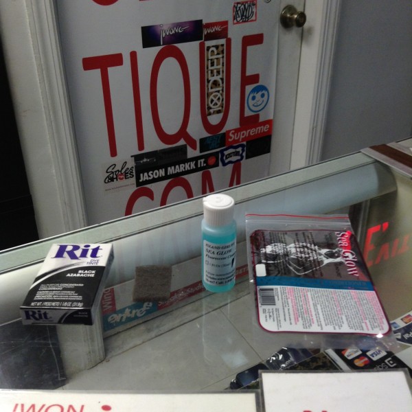 Sea Glow Rit Dye Combo Black