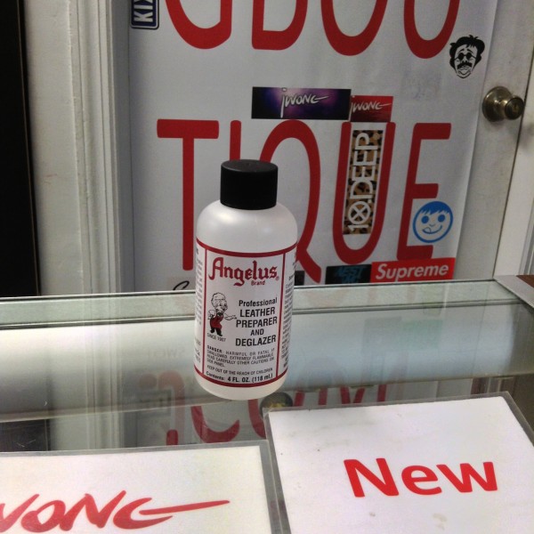 Angelus Professional Leather Preparer And Deglazer 4 FL OZ