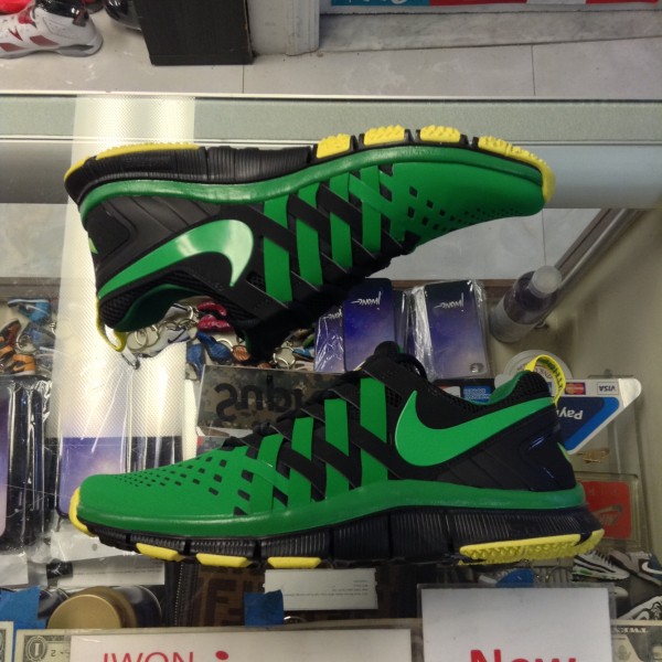 2013 Nike Free Trainer 5.0 Oregon Green Black