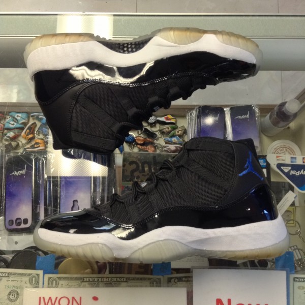 2009 Nike Air Jordan XI Space Jams