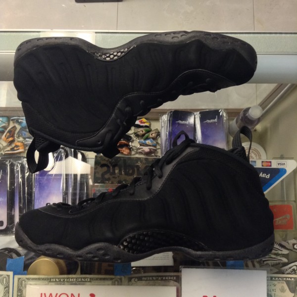 2014 Nike Air Foamposite One Triple Black 
