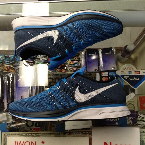 2013 Nike Flyknit Trainer Squadron Blue 